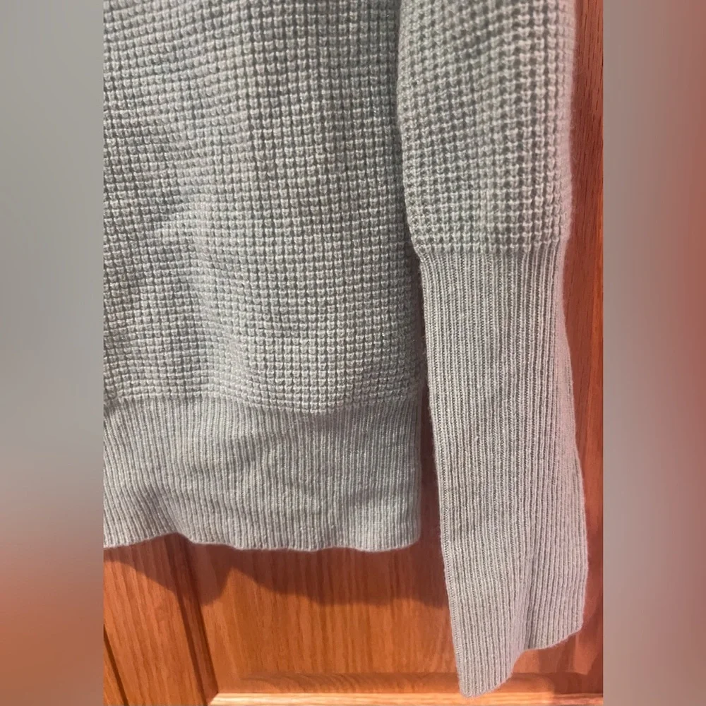 J. Crew Cashmere Crewneck Pullover Zipper Details Fitted Green Sweater Size XS‎